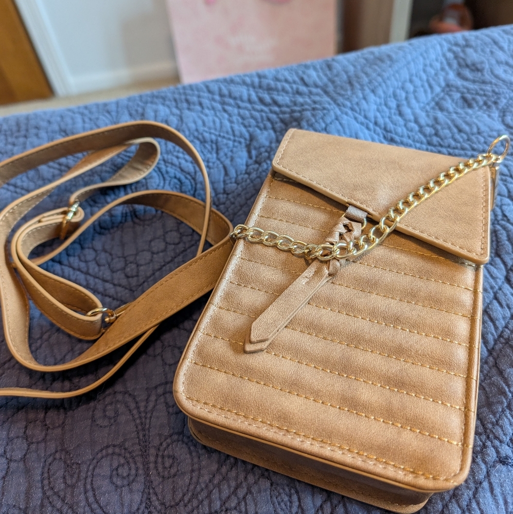 Rad Rev Phone Bag